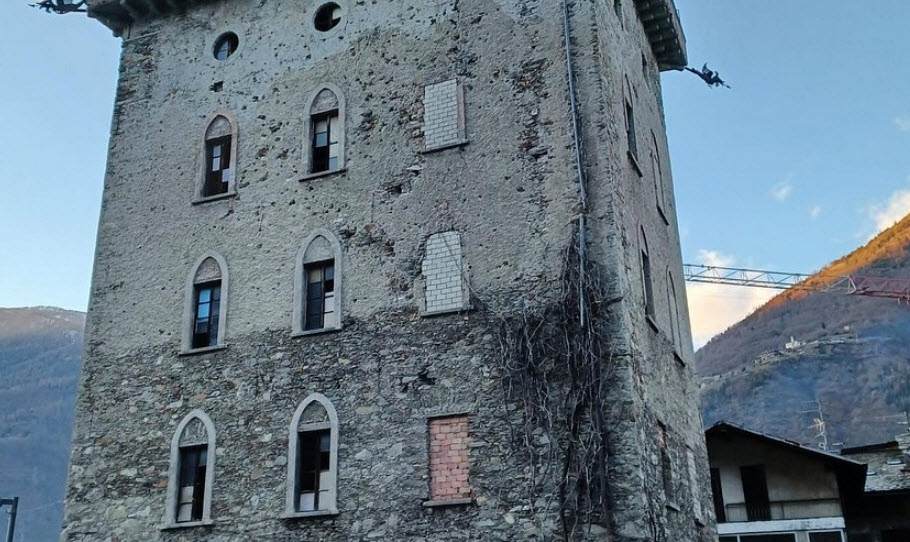 Torre Torelli, Italy